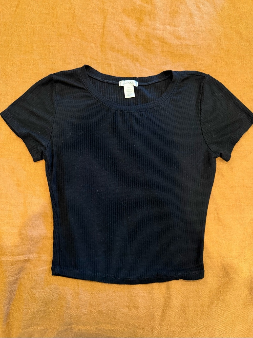 Bozzolo Black Ribbed Crop Top